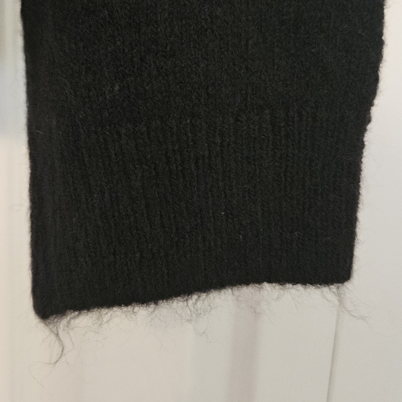 NWT H&M Rhinestone Sweater - Picture 3 of 6